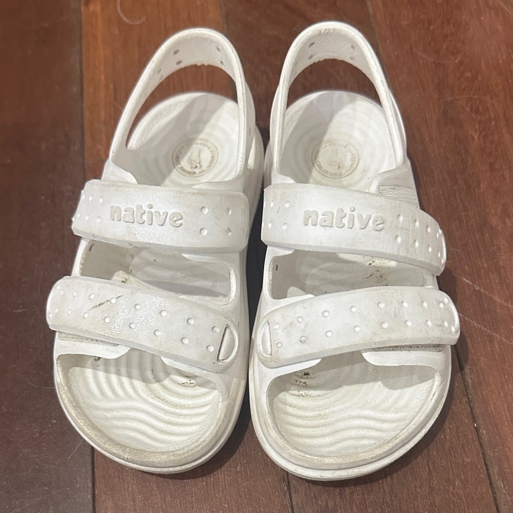 Native Kids White Adjustable Velcro Sandals